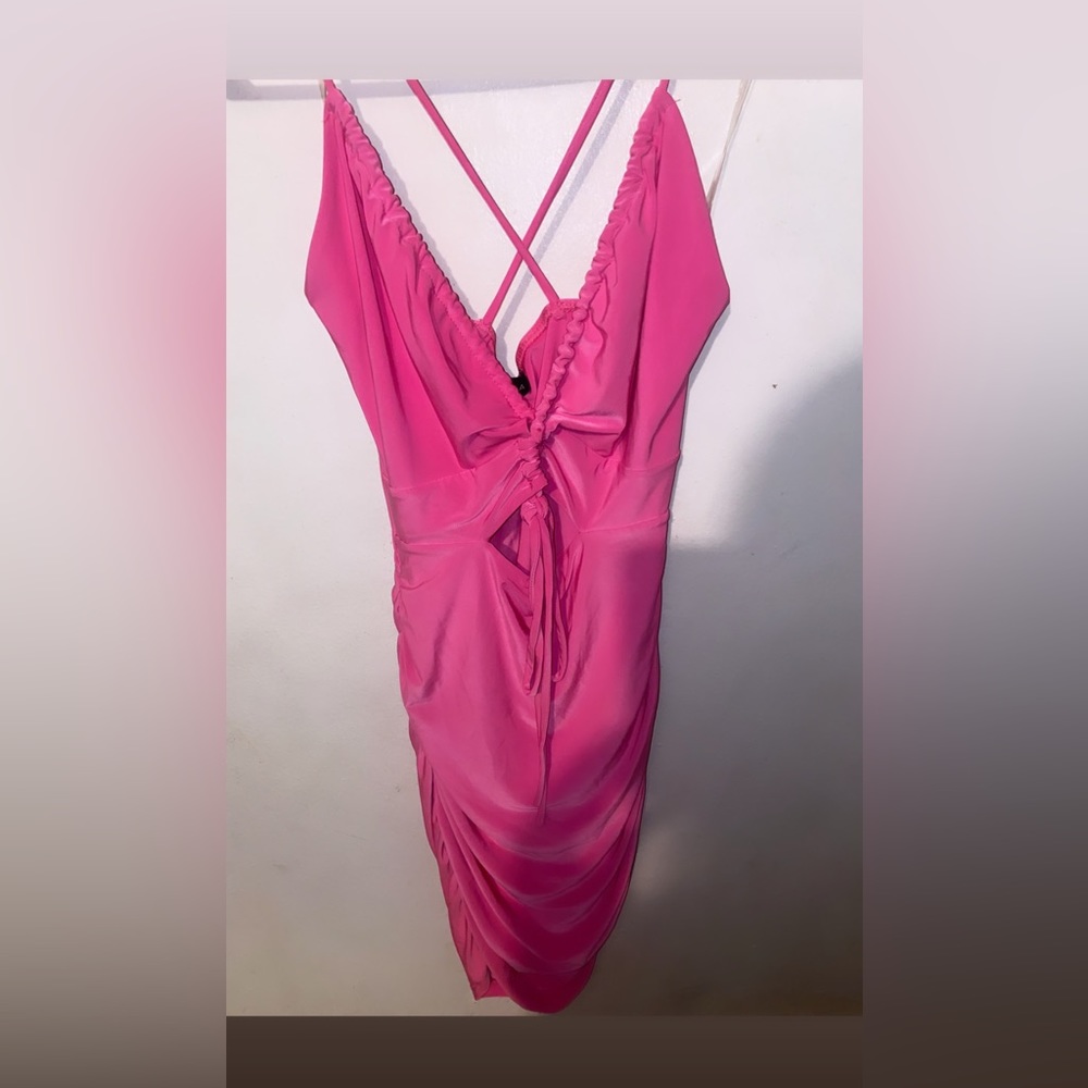Pink bodycon dress